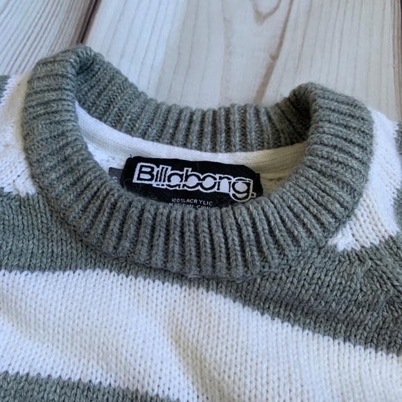 Gray & White Striped Sweater - Picture 2 of 5